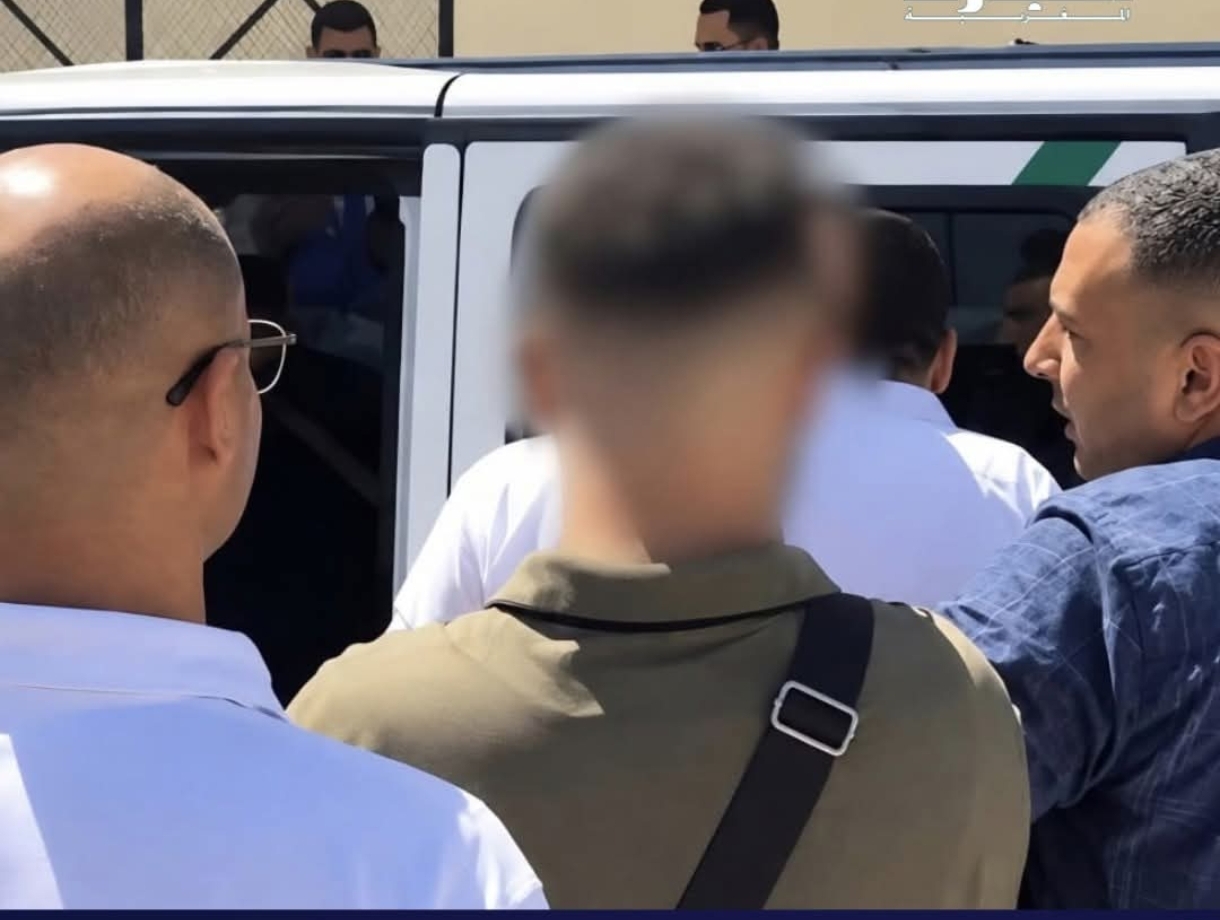 طنجة.. توقيف شخص بحوزته أوراق انتخابية وإغلاق مكتب تصويت وفتح بحث قضائي حول فيديو الصندوق الزجاجي